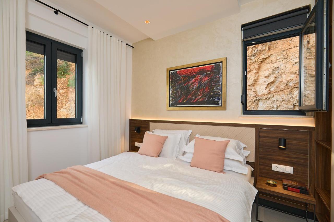 New & Luxury 5* With Breathtaking View- Kiki Lu Apartment ドゥブロブニク エクステリア 写真